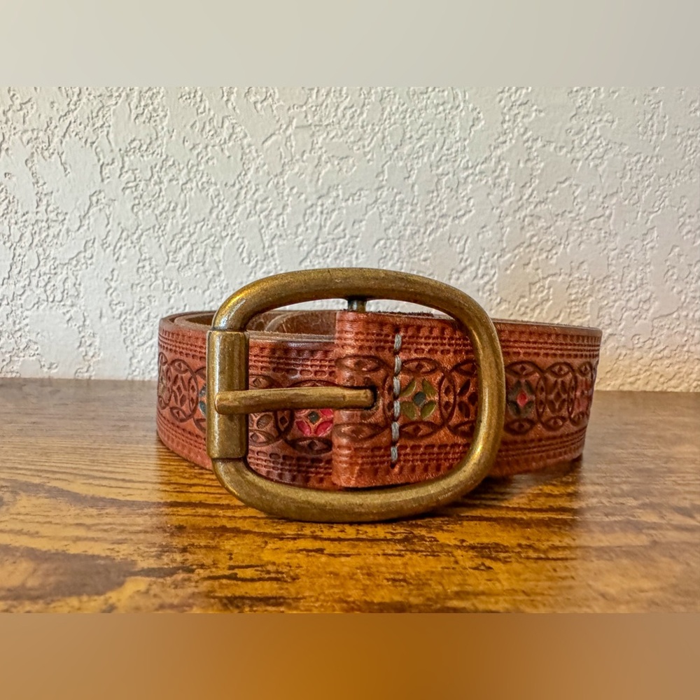 Fossil Women’s Medium Brown Leather Tooled Belt Gold Buckle